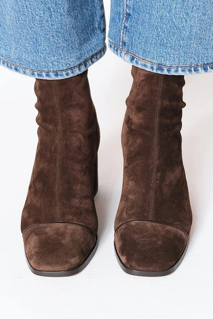 GEMMA – SQUARE TOE HEELED BOOTS