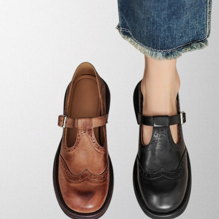 Clara - Timeless Mary Janes