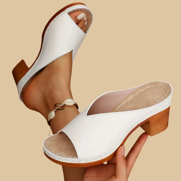 VERONA – LEATHER ORTHOPEDIC SANDALS