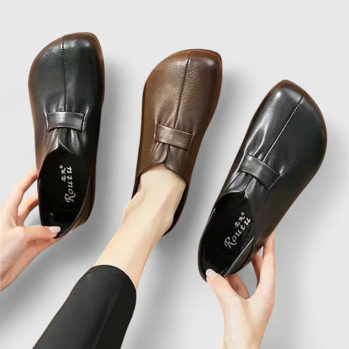 ELYNDRIA – ORTHOPEDIC LOAFERS