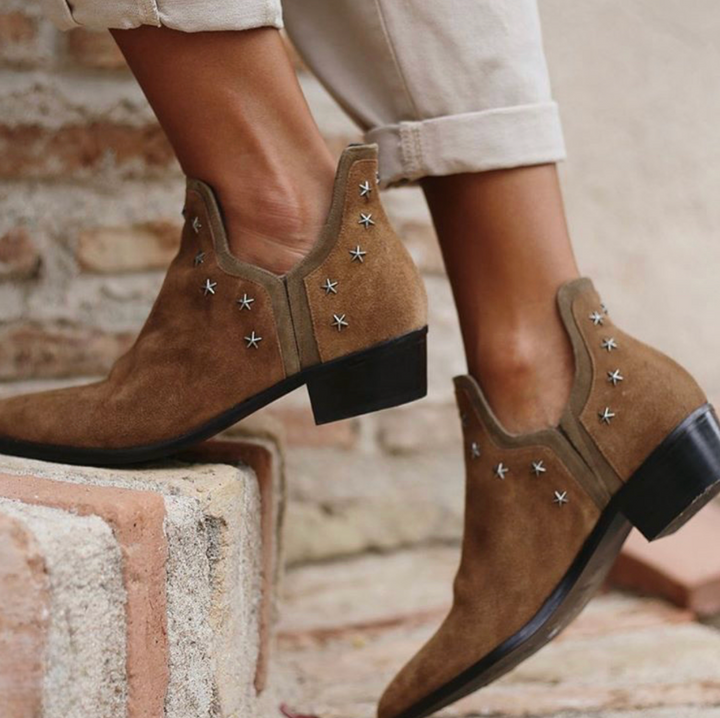 Women's Studded Leather Western Ankle Boots – Light Brown