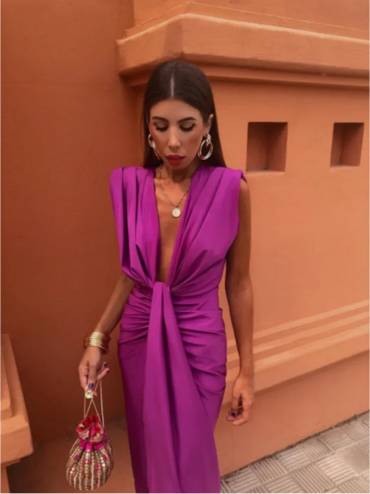 INDIE – ELEGANT PLEATED DRESS