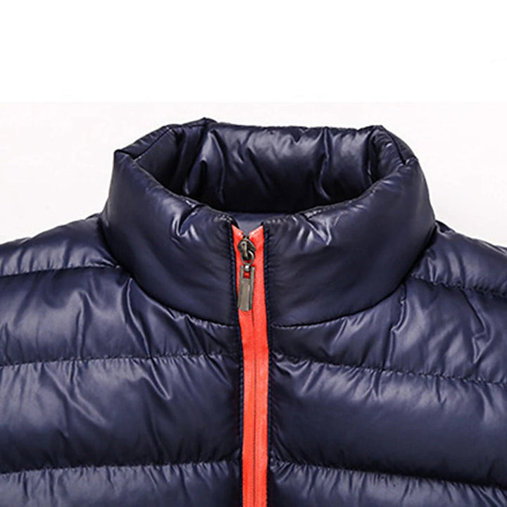 Men's Lightweight Puffer Jacket – Detail View