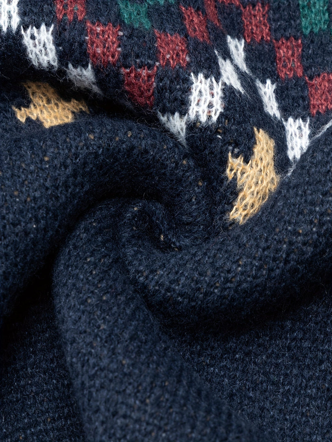 Men's Fair Isle Crew Neck Sweater – Detail View