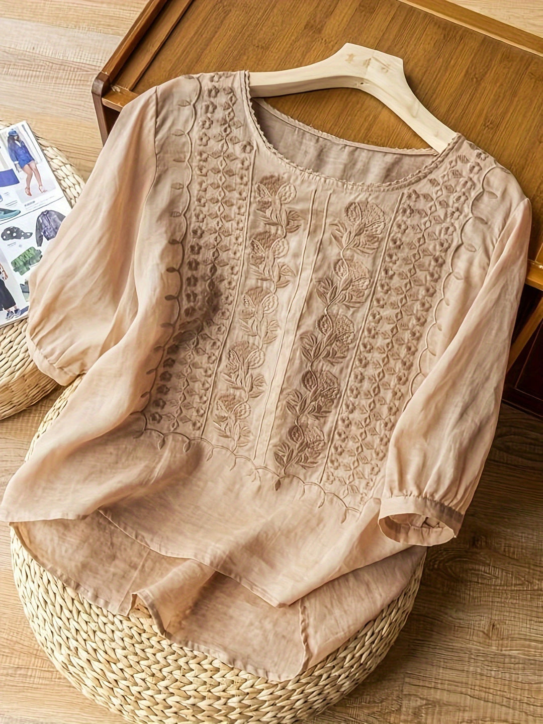 VEDA – WOMEN'S EMBROIDERED BLOUSE