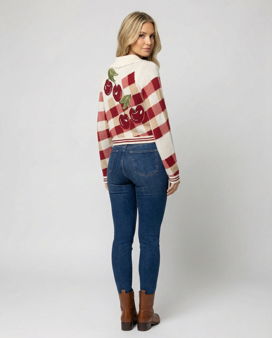 Women's Cropped Collared Cardigan – Detail View
