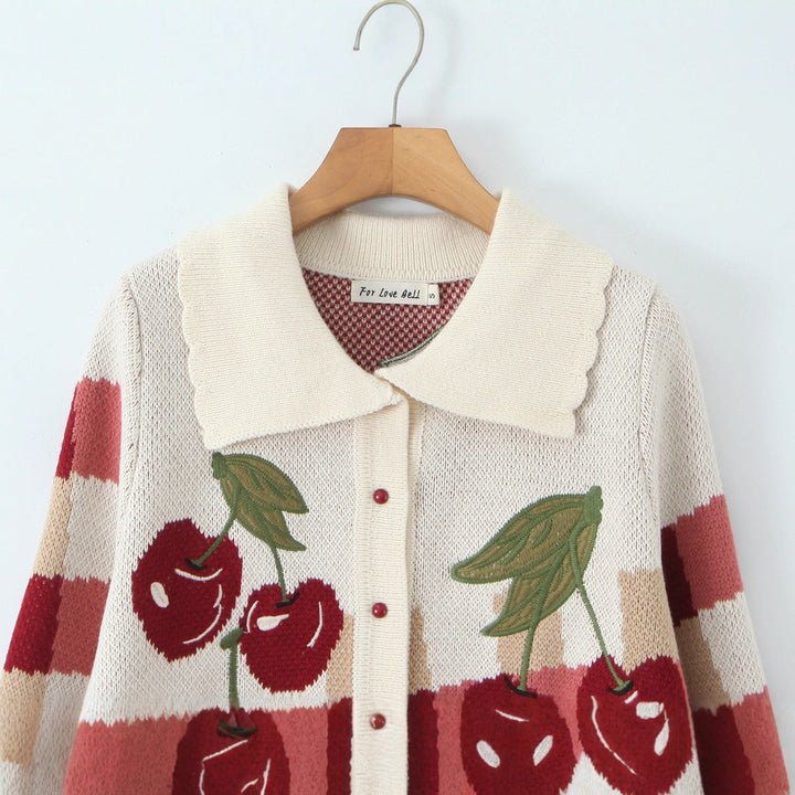 Women's Cropped Collared Cardigan – Detail View
