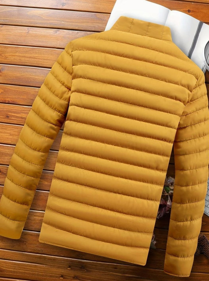 Men's Lightweight Puffer Jacket – Detail View