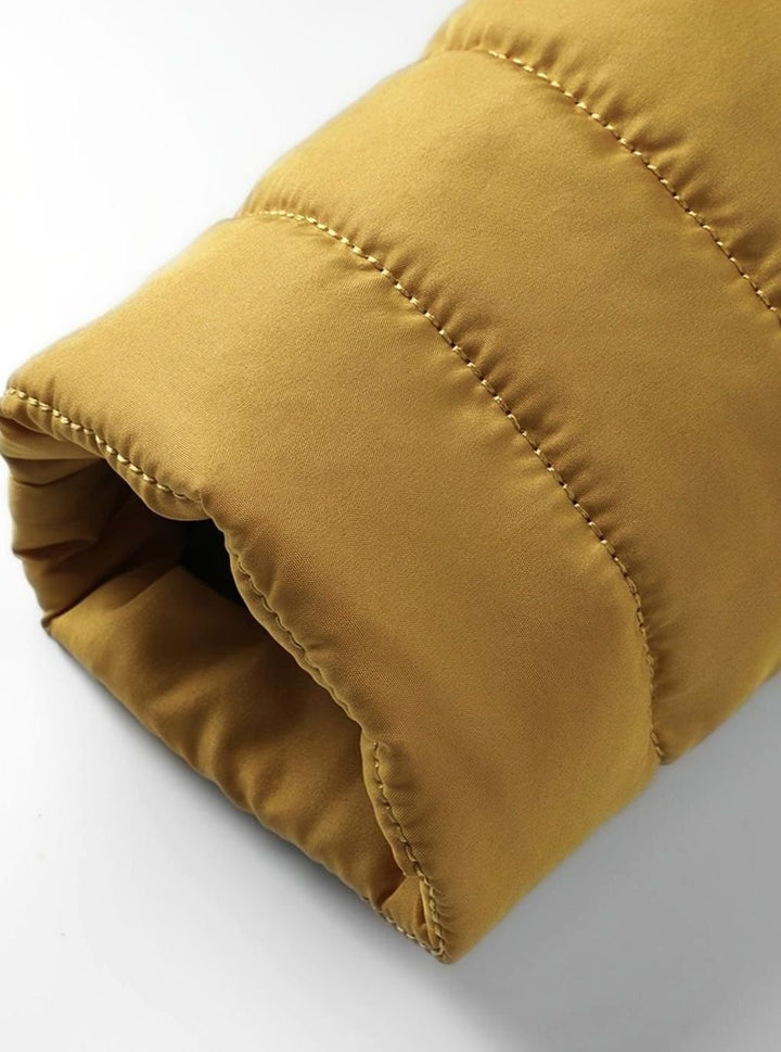 Men's Lightweight Puffer Jacket – Detail View