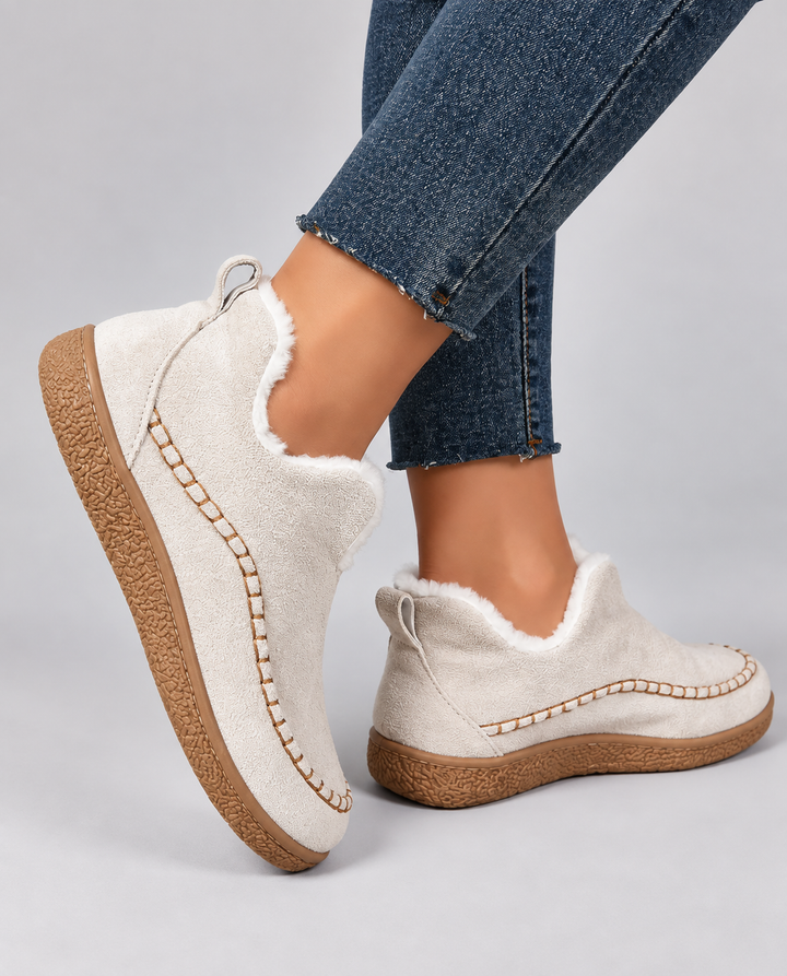 HUGUETTE | WOMEN'S FUR LINED SLIP ON MOCCASIN BOOTS 6