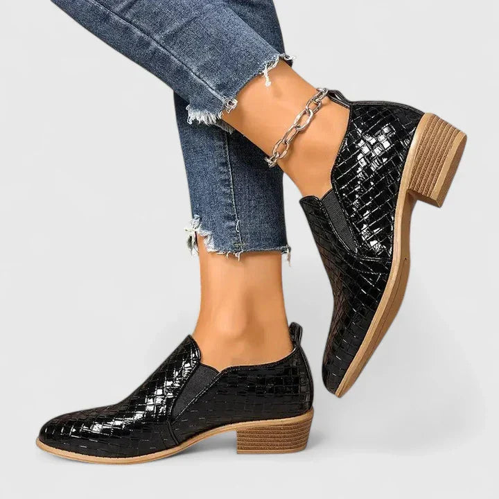 ARIVELLEA – ORTHOPEDIC SHOES