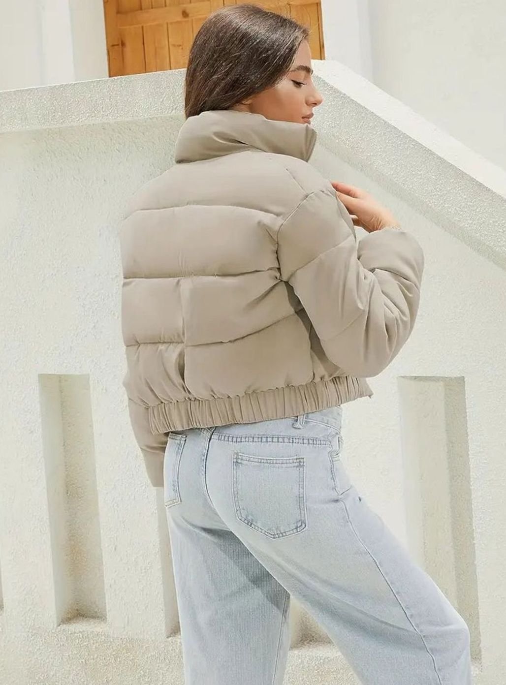 Women's Cropped Puffer Jacket – Detail View
