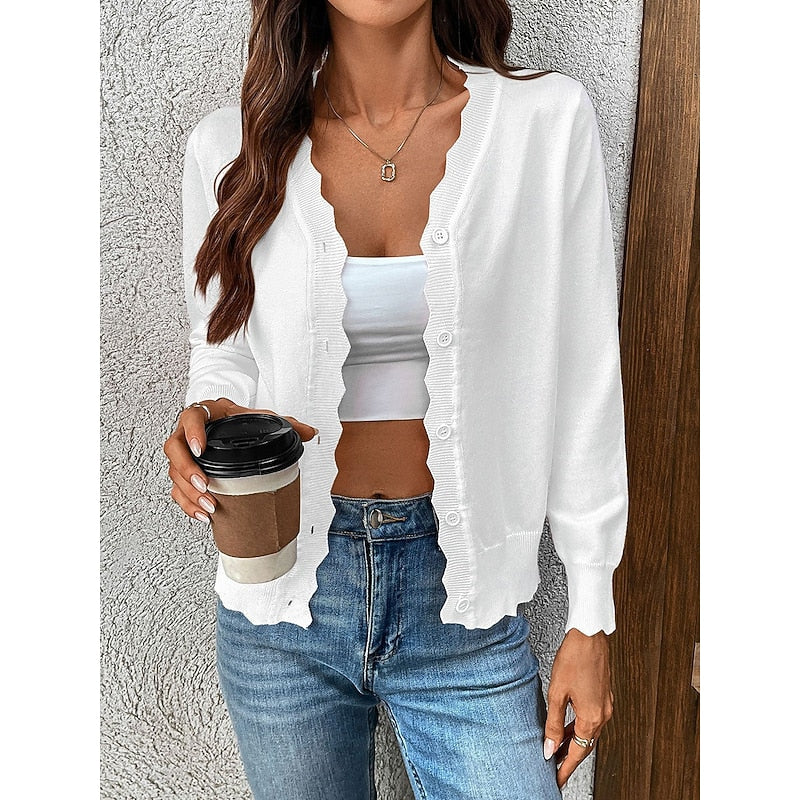 Women's Cropped Scalloped Cardigan – White