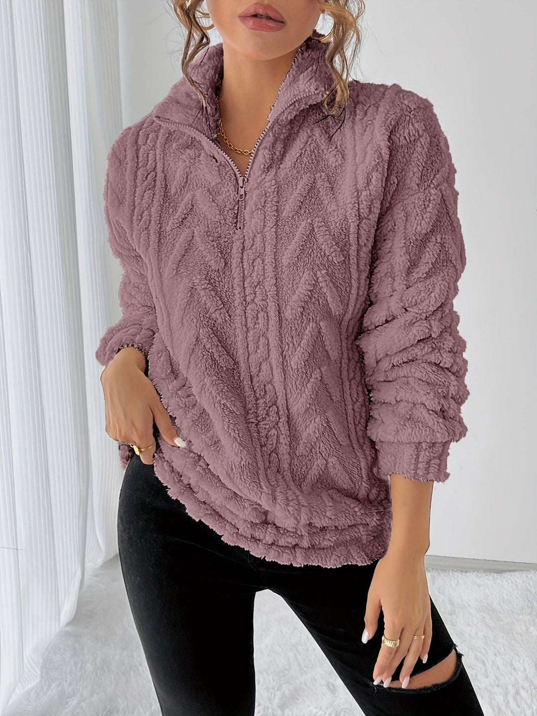 KRISTEN - CHUNKY KNIT SWEATER 2