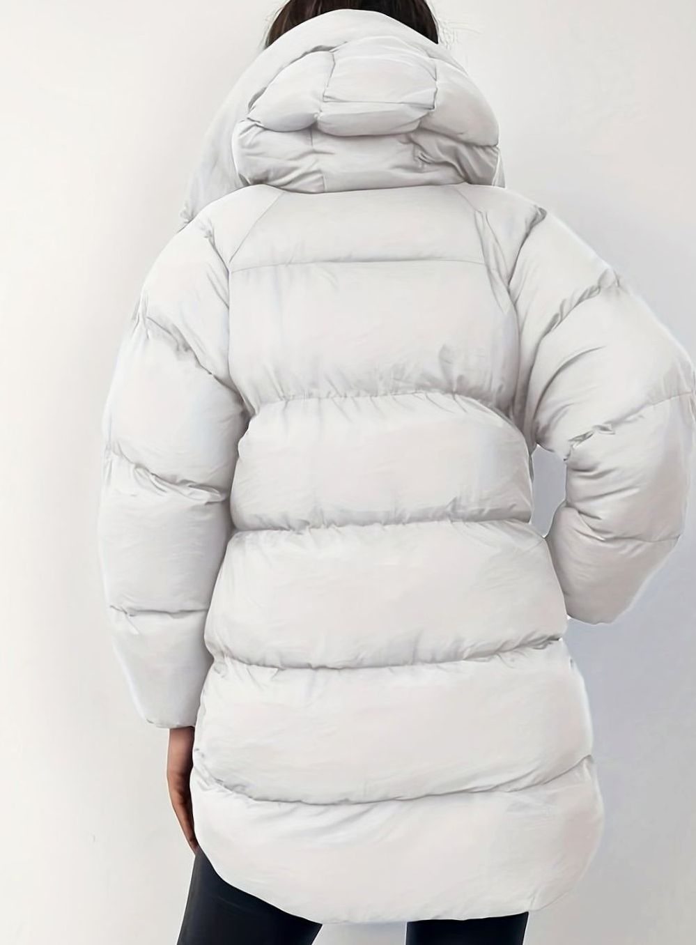 Women's Quilted Puffer Coat – Detail View