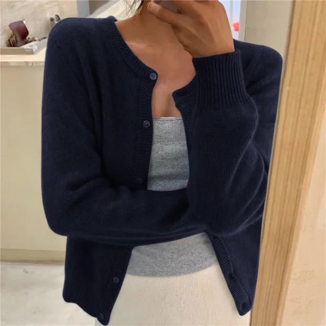 MARGAUX | WOMEN'S CROPPED BUTTON UP CARDIGAN 9