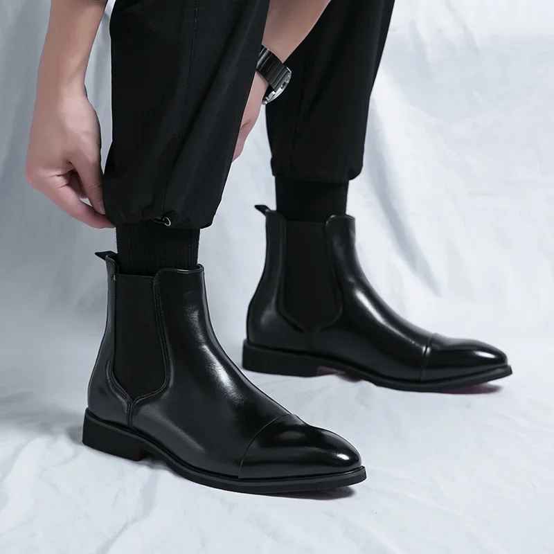 MERRICK - CAP TOE LEATHER CHELSEA BOOTS 10