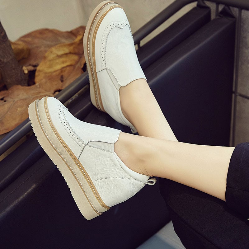 Women's Faux Leather Platform Loafers – Detail View