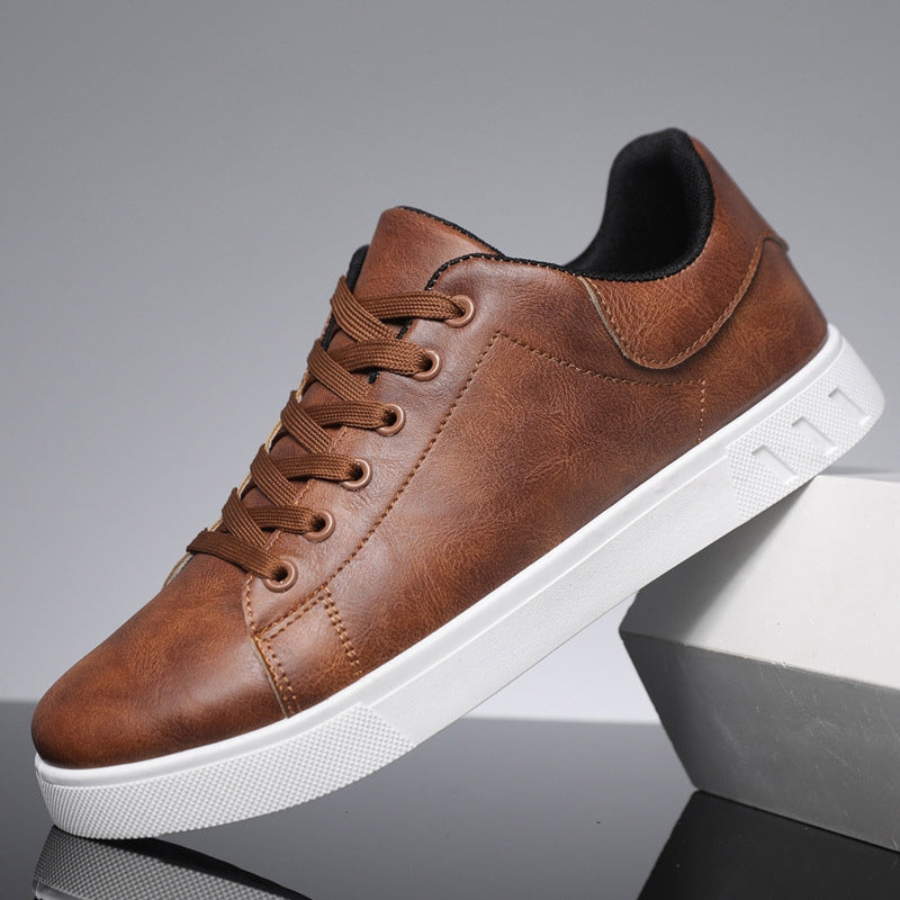 RUFUS - LEATHER LOW TOP SNEAKERS 1