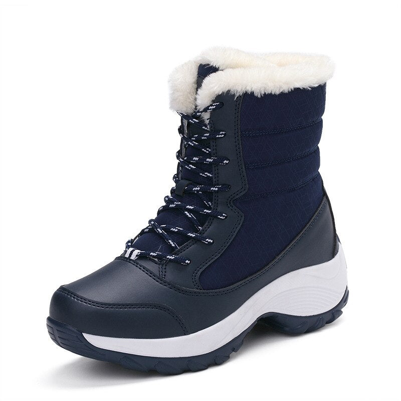Women's Fur Lined Lace Up Snow Boots – Detail View