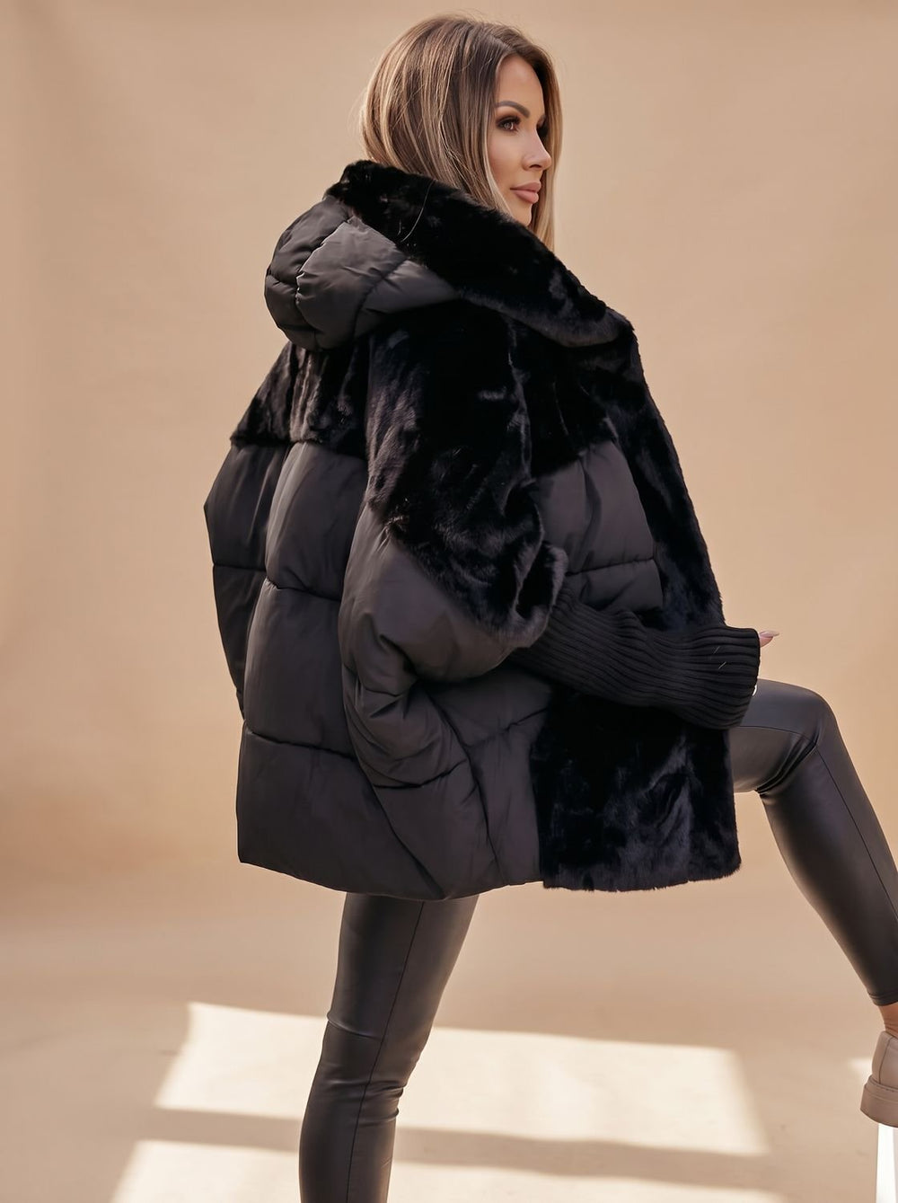 Women's Hooded Faux Fur Coat – Black